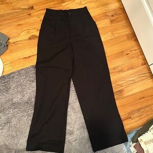 Size 6 Black H&M trousers